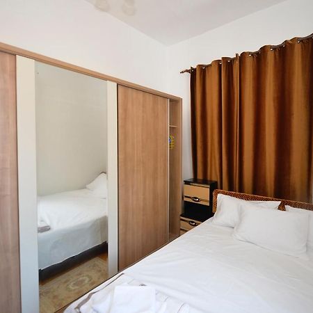 City View Apartment Kotor Luaran gambar