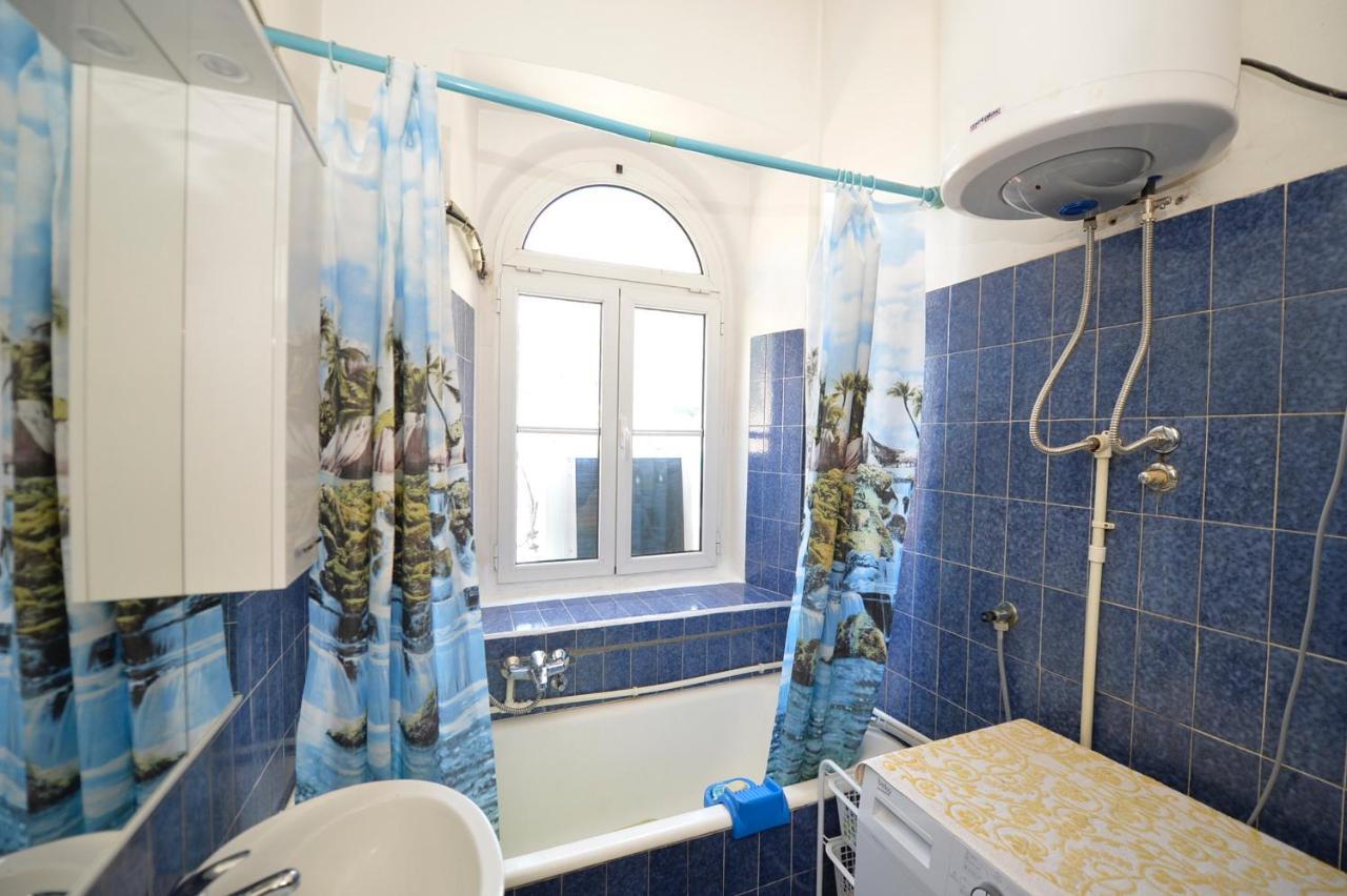 City View Apartment Kotor Luaran gambar